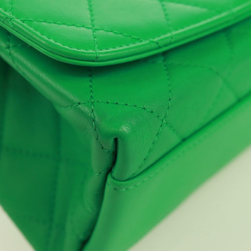 【日本直送】香奈兒 (CHANEL) Matelasse 頂部手柄鏈條包，皮革材質，兩用，綠色/金色雙C標誌，貨號 173128SM-16