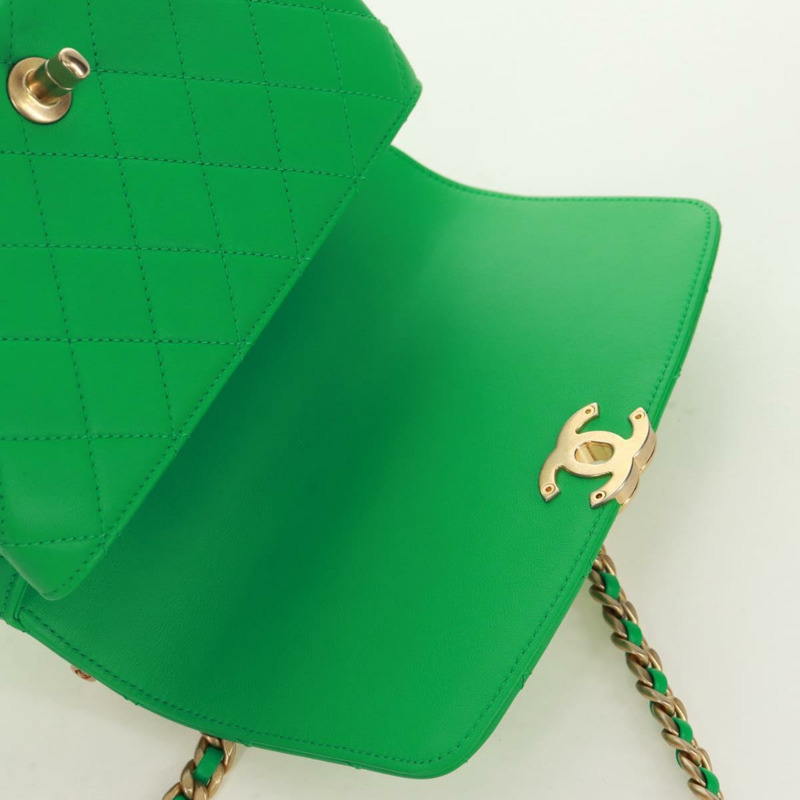 【日本直送】香奈兒 (CHANEL) Matelasse 頂部手柄鏈條包，皮革材質，兩用，綠色/金色雙C標誌，貨號 173128SM-22