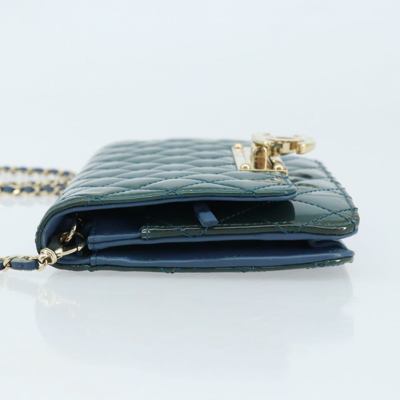 【日本直送】香奈兒 (CHANEL) Matelasse 鏈條肩背包，漆皮綠色金色雙C標誌，貨號 173130SAM-3