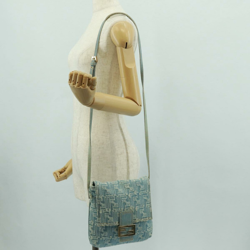 【日本直送】FENDI Zucca帆布Mamma Baguette單肩包 淺藍 金 正品 173198V-25