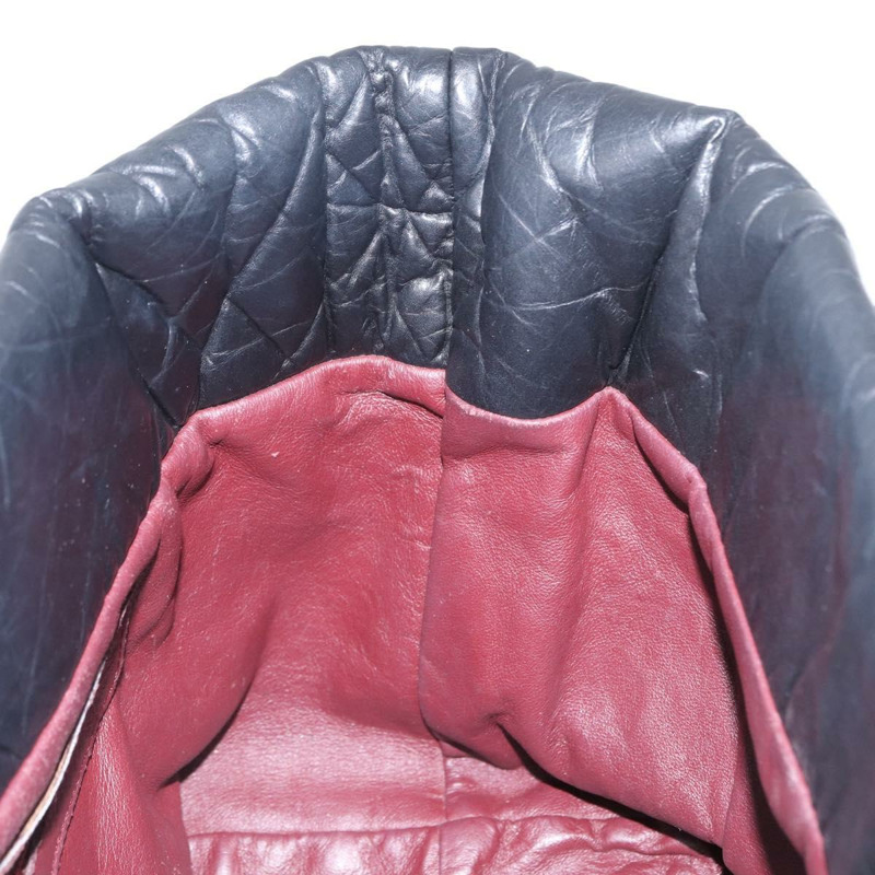 【日本直送】香奈兒 (CHANEL) Matelasse 手提包，黑色銀色雙C標誌皮革，正品 ka2459SAV-18