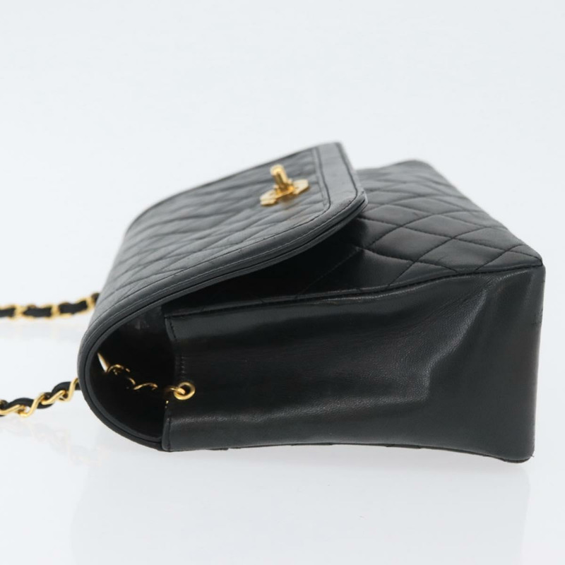 【日本直送】香奈兒 (CHANEL) 絎縫鏈條單肩包，羊皮材質，黑色，金色雙C標誌，正品 ka2483SAV-3