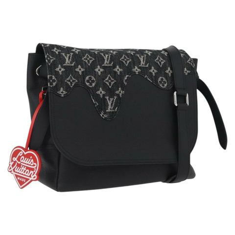 路易威登 (LOUIS VUITTON) NIGO 聯名款牛仔布 Busa Tokyo 手袋 黑色 M45971 正品 161328SM
