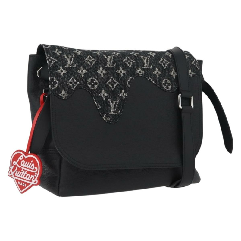 【日本直送】路易威登 (LOUIS VUITTON) NIGO 聯名款牛仔布 Busa Tokyo 手袋 黑色 M45971 正品 161328SM-0