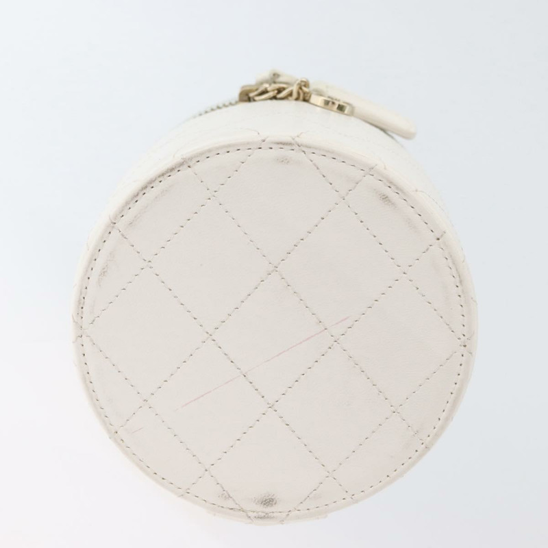 【日本直送】香奈兒 (CHANEL) 絎縫鏈條肩背包，羊皮材質，白色，金色雙C標誌，貨號 170857M-5