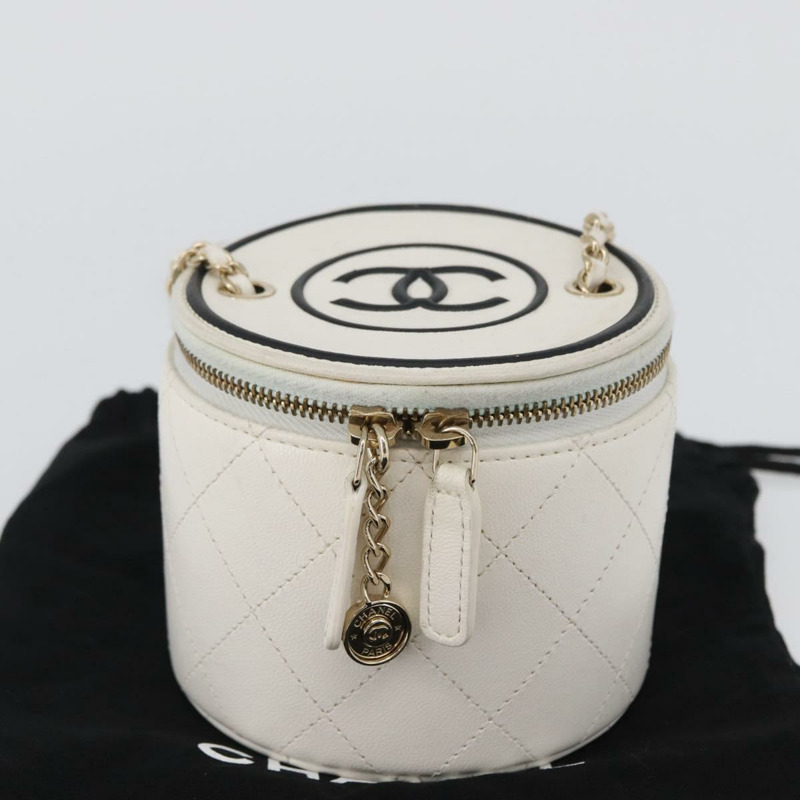 【日本直送】香奈兒 (CHANEL) 絎縫鏈條肩背包，羊皮材質，白色，金色雙C標誌，貨號 170857M-11