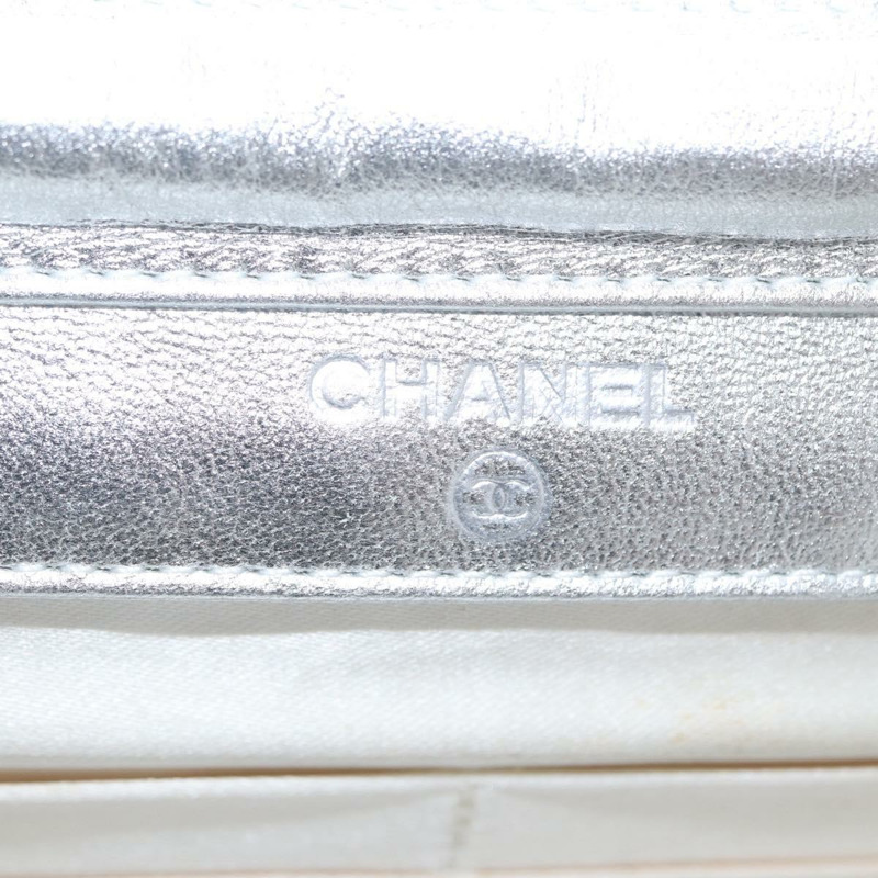 【日本直送】香奈兒新旅遊系列巧克力棒鏈條肩背包 尼龍銀色 CC Auth LNZ273A-22