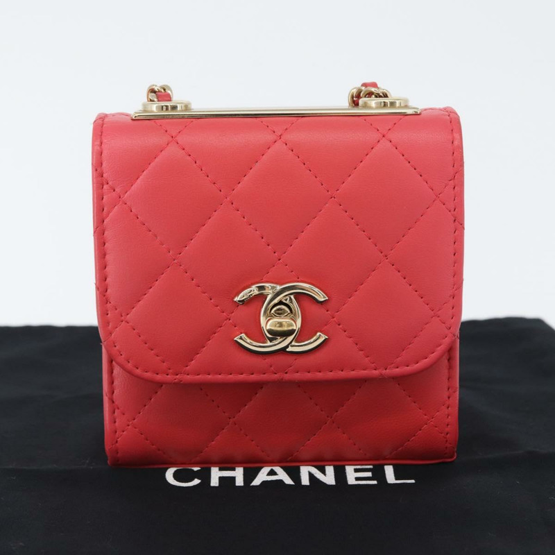 【日本直送】香奈兒 (CHANEL) 鏈條迷你絎縫 11 肩背包，羊皮材質，紅色，金色雙 C 標誌，正品編號 170661SAM-11