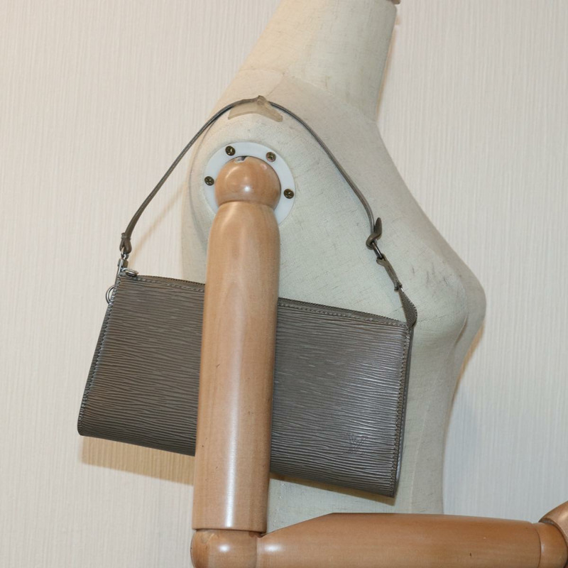 【日本直送】路易威登 Epi Pochette 配件袋 灰胡椒 LV 正品 82930V-20