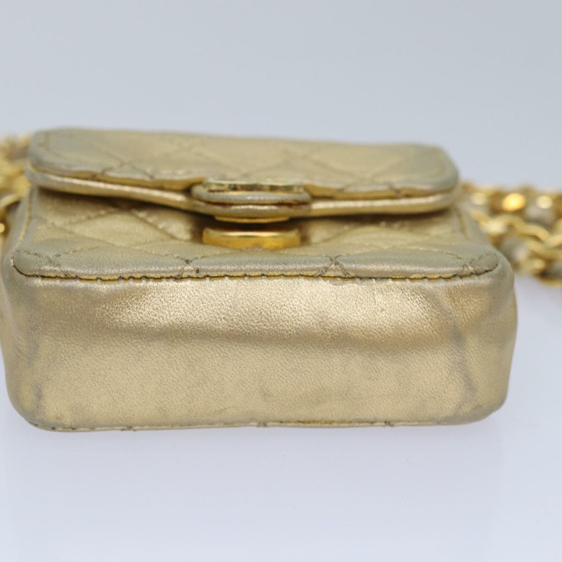 【日本直送】香奈兒迷你絎縫鏈條肩背包，羊皮材質，金色CC標誌，貨號84205V-4