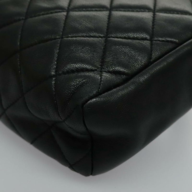 【日本直送】香奈兒 (CHANEL) 絎縫鏈條肩背包，羊皮材質，黑色，金色雙C標誌，正品編號 yk15615M-17