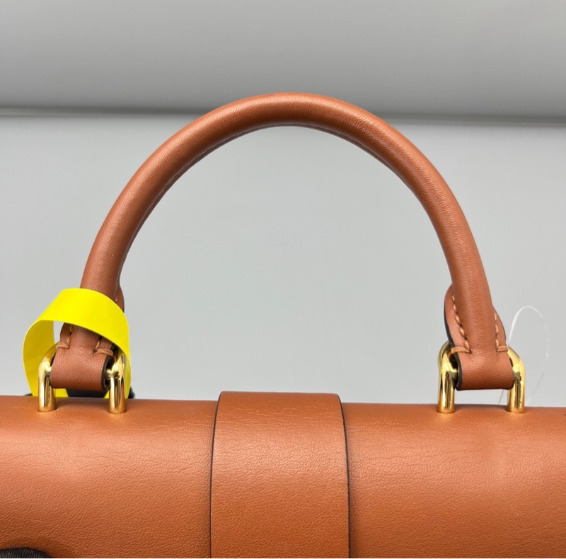 【95%新✨一包多用✨價錢優惠】LV locky bb鎖頭包 焦糖色拼老花-6