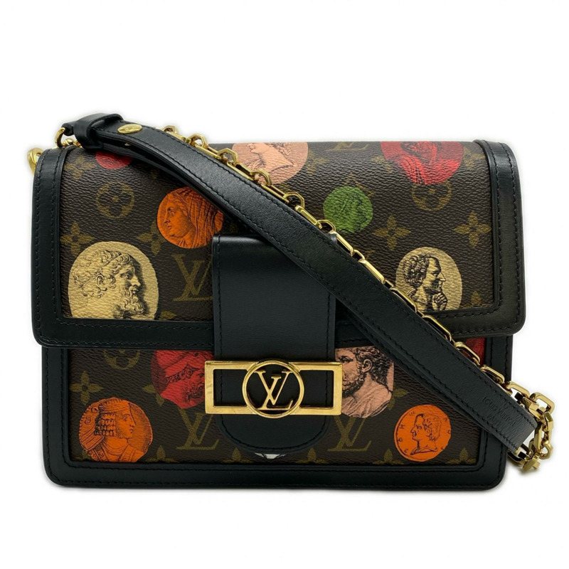 路易威登 (LOUIS VUITTON) 女士 Monogram Fornasetti Dauphine MM 兩用單肩背包，多色塗層帆布和皮革材質。-0
