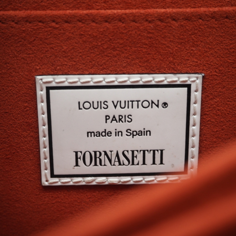 路易威登 (LOUIS VUITTON) 女士 Monogram Fornasetti Dauphine MM 兩用單肩背包，多色塗層帆布和皮革材質。-16