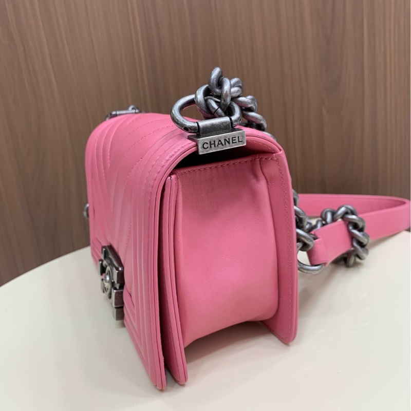 香奈兒Leboy V紋牛皮小號 粉紅色-3