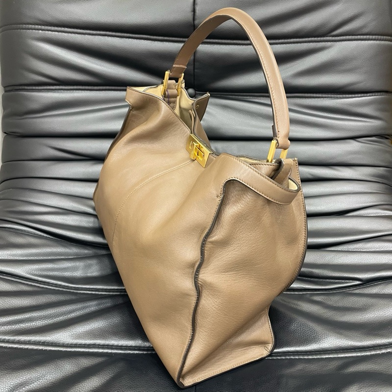 芬迪｜peekaboo托特牛皮大號-3