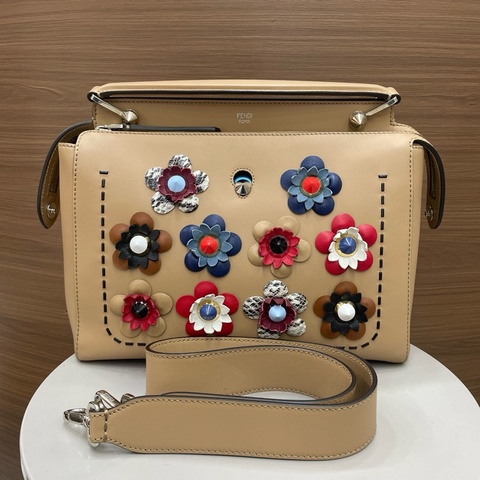 芬迪｜花朵dotcom牛皮 卡其色