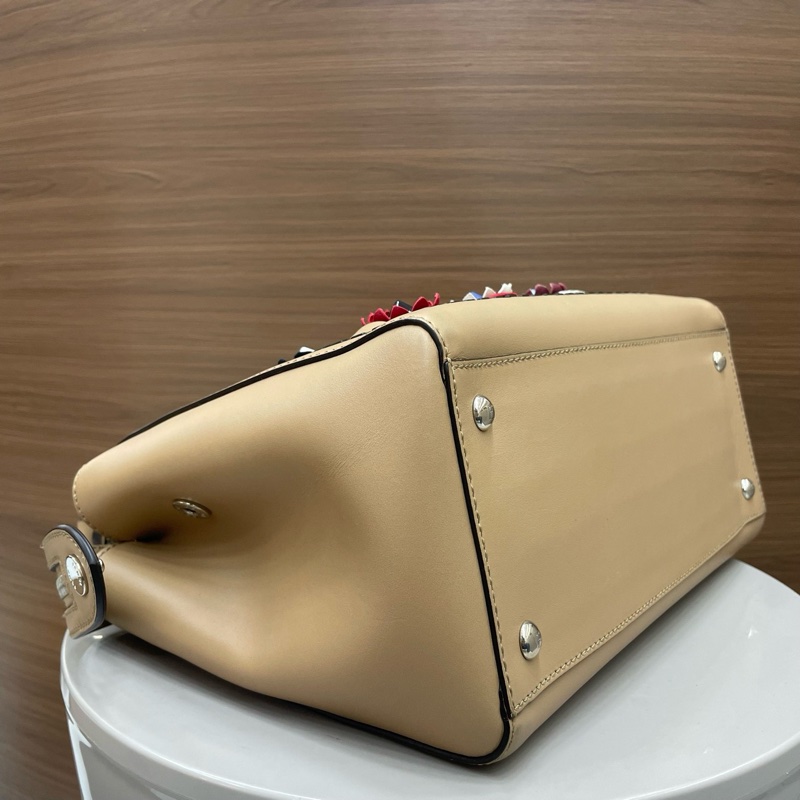 芬迪｜花朵dotcom牛皮 卡其色-4