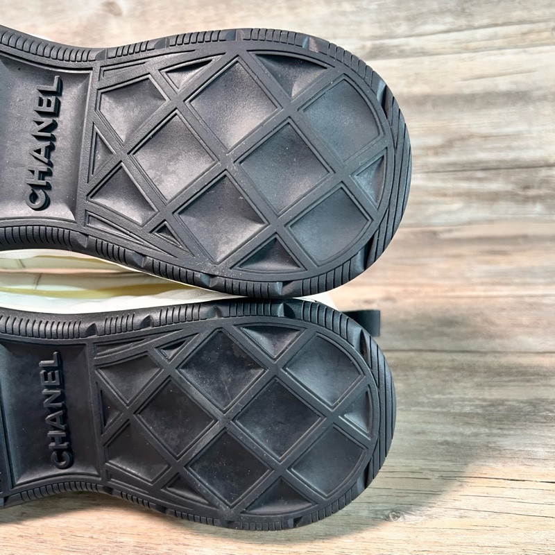 Chanel 香奈兒 24s 黑白熊貓 休閒鞋 運動鞋 白金色 44碼-6