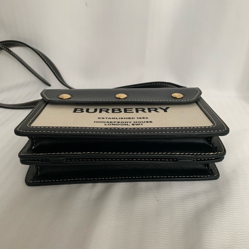 98新 burberry巴寶莉  黑白拼色mini郵差 底長19-4