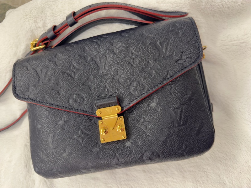 LOUIS VUITTON路易威登 海軍藍 牛皮 郵差包-1