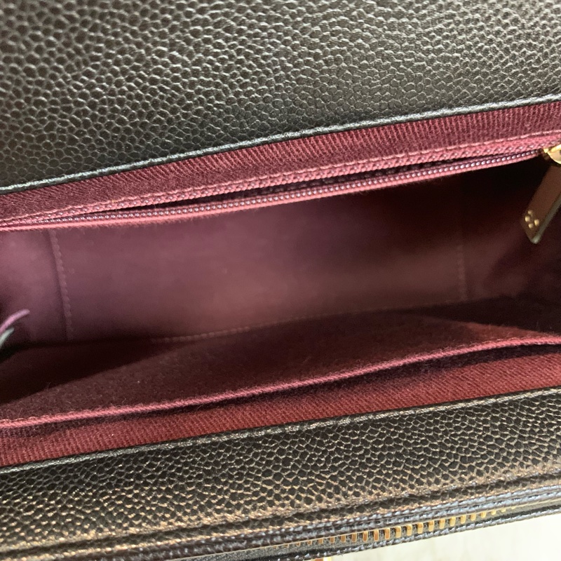 不易撞款經典黑色🫢Chanel 郵差包 Business Affinity Flap Bag-6