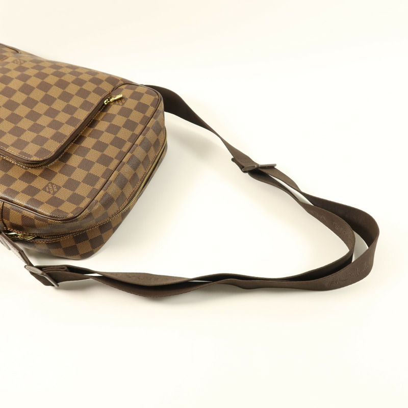 LOUIS VUITTON Damier Olaf MM金扣肩背袋-3