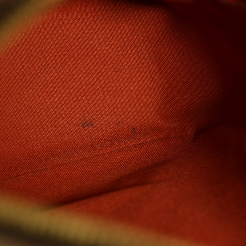 LOUIS VUITTON Damier Olaf MM金扣肩背袋-11