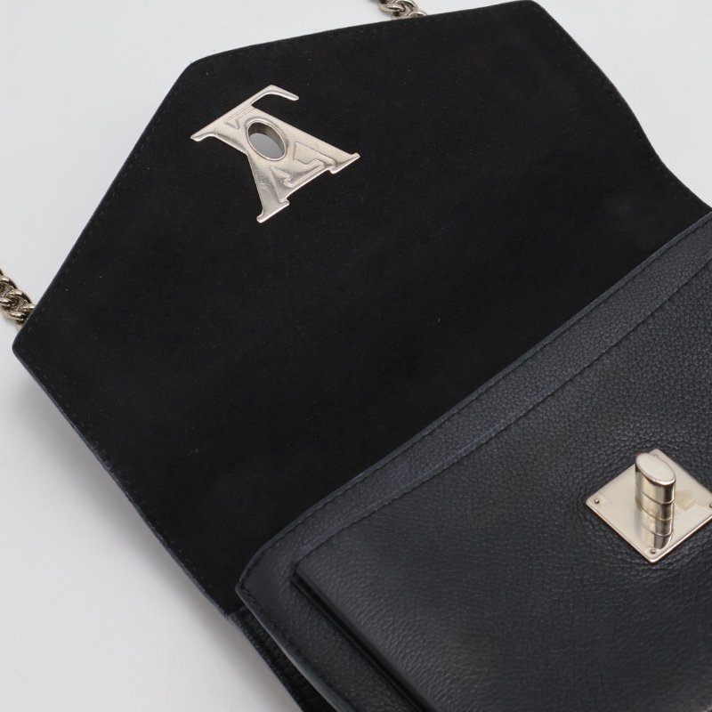 LOUIS VUITTON My lock me斜背包 - 黑銀-10