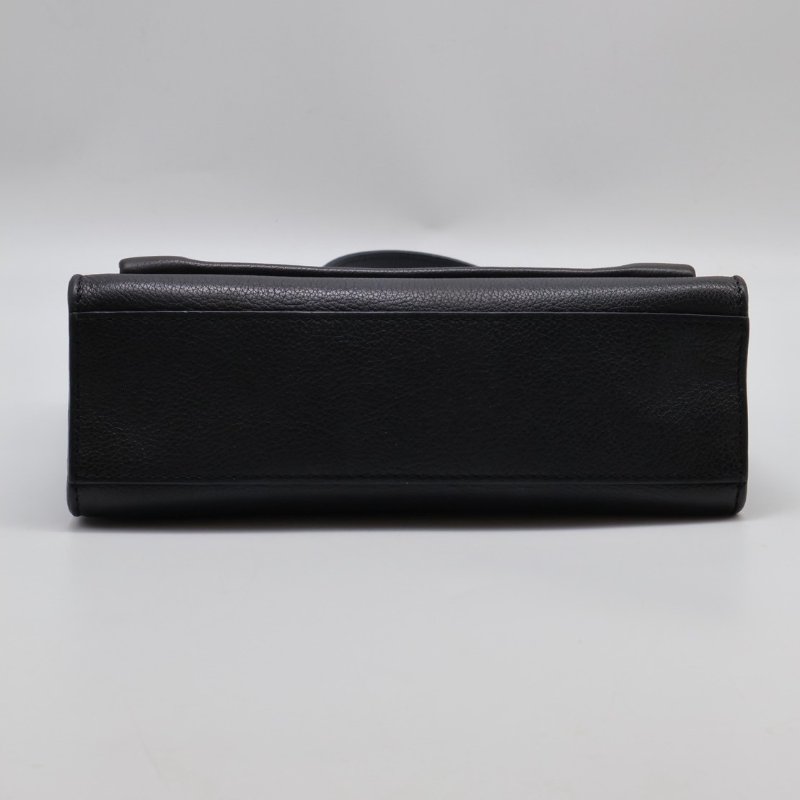 LOUIS VUITTON My lock me斜背包 - 黑銀-20