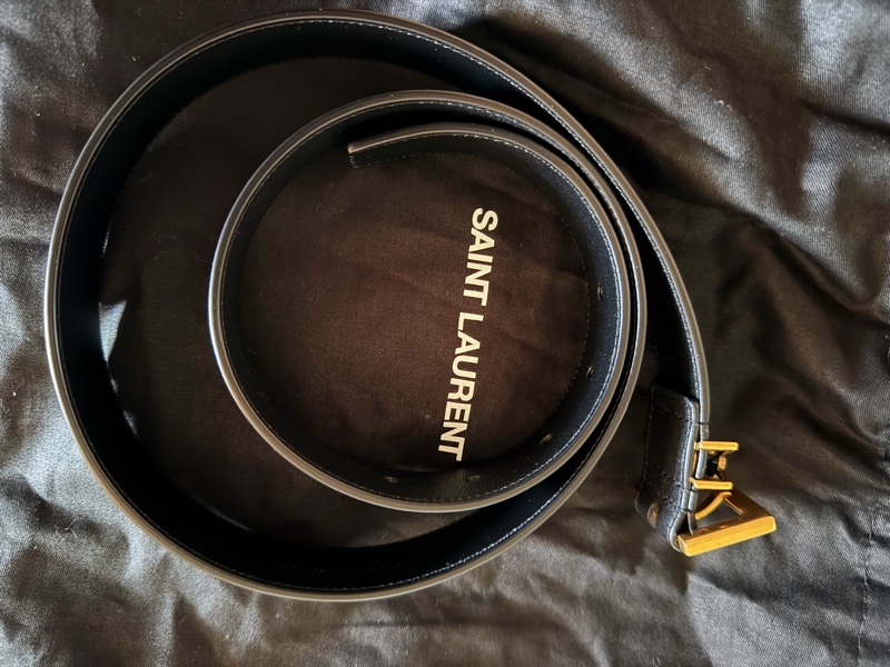 全新-YSL SAINT LAURENT CASSANDRE 黑金85滑面皮革方形搭扣腰帶-11