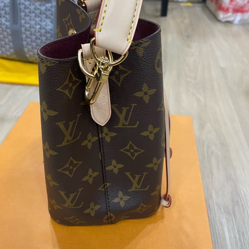 LV水桶肩背手提 一包三用-3