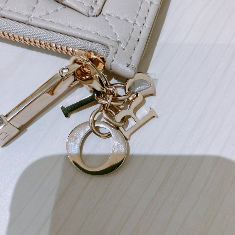 TK1958.  戴妃包 羊皮純色藤格紋 Logo 字母吊飾卡包 Lady Dior Cosmos Zipper Card Holder Lambskin Beige-6