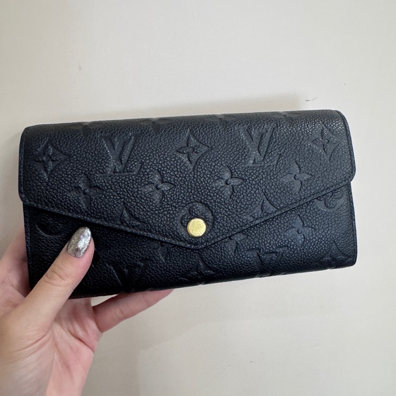 ［ 發財長夾 ］LV Sarah 黑牛皮長夾 晶片款-0