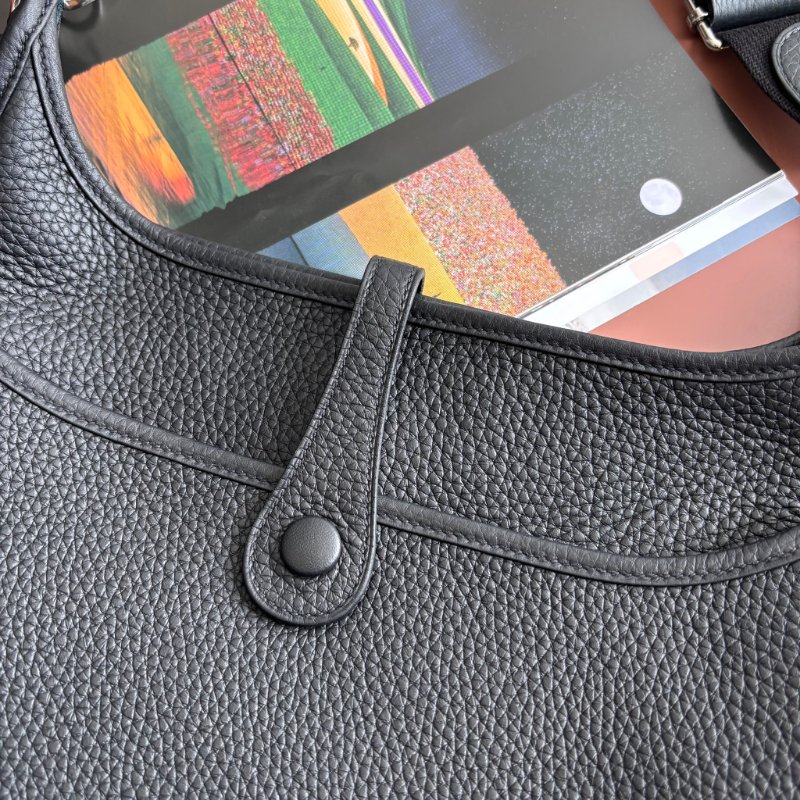 K刻全新::HERMES::Evelyne 29 黑色小牛皮銀釦鏤空洞H LOGO肩背包 斜背包-13