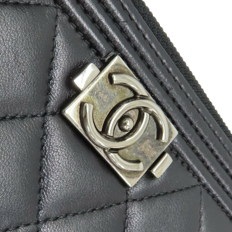 黑色 菱格紋 羊皮 BOY 拉鍊長夾 A80288 (無卡)【CHANEL 香奈兒】 A80288-9