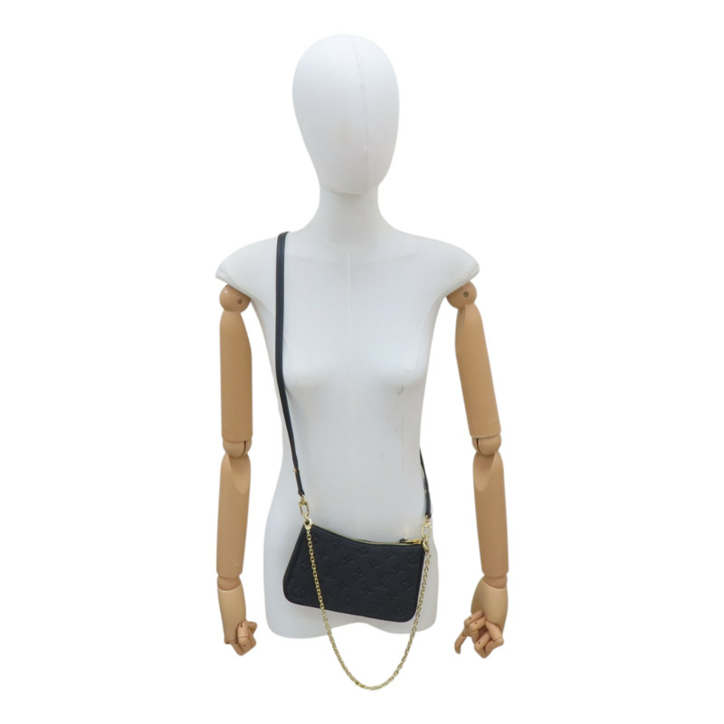 黑色 原花壓紋 牛皮 Easy Pouch O【LOUIS VUITTON LV 路易威登】 M80349-8