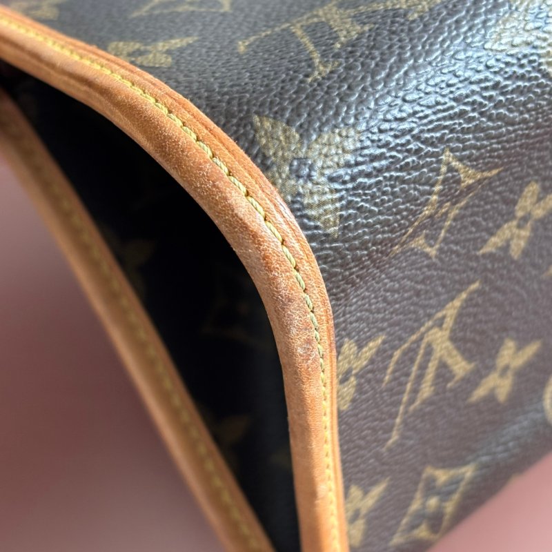 ::LOUIS VUITTON:: LV M40009 中古系列金球 三角包 腋下包 肩背包-6