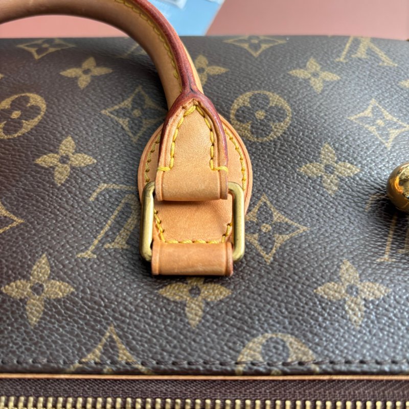::LOUIS VUITTON:: LV M40009 中古系列金球 三角包 腋下包 肩背包-21