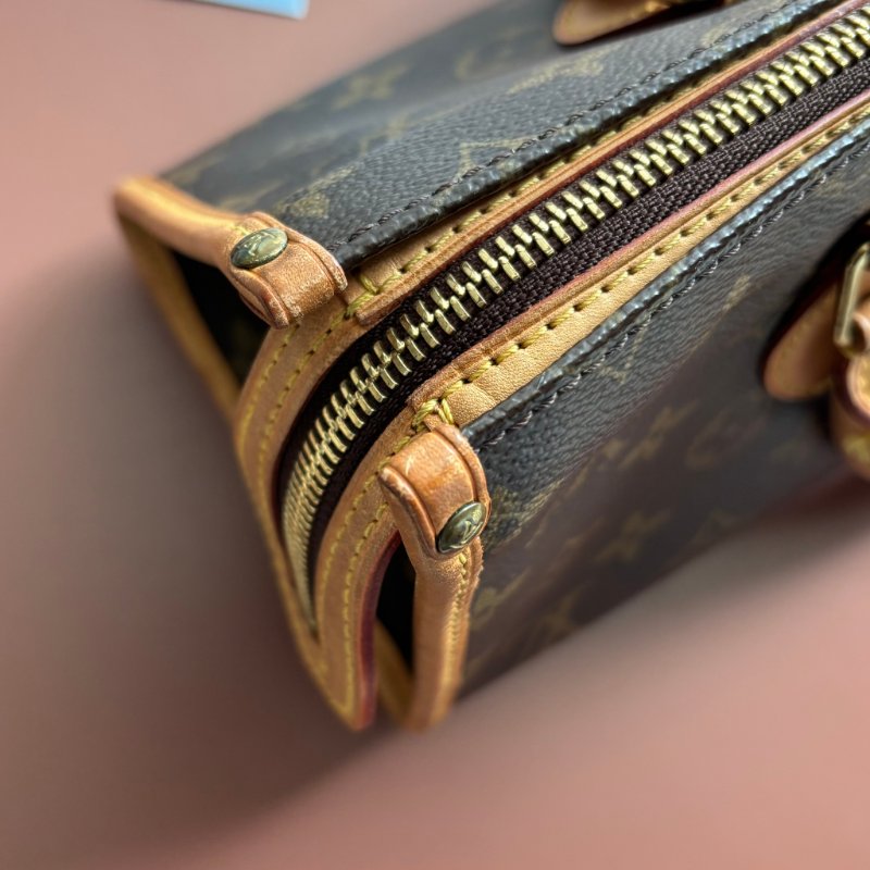 ::LOUIS VUITTON:: LV M40009 中古系列金球 三角包 腋下包 肩背包-24