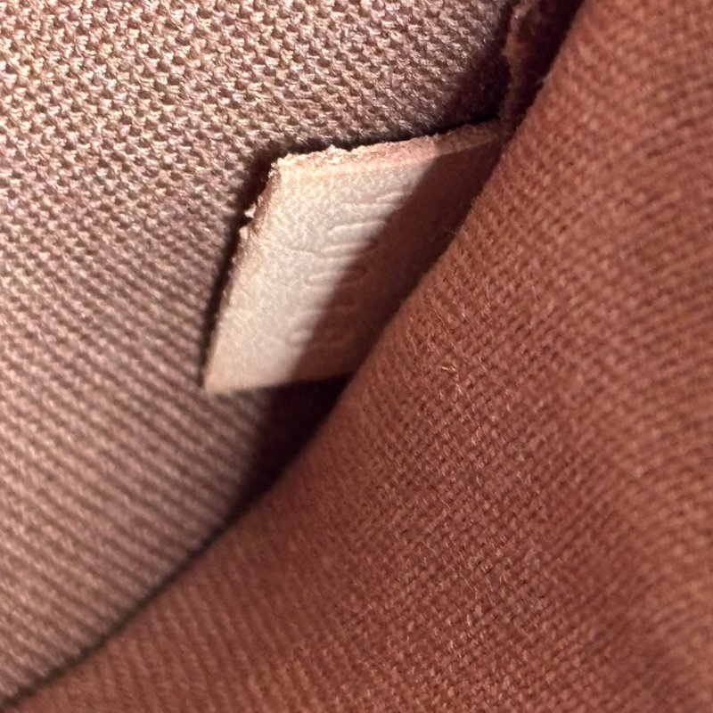 ::LOUIS VUITTON:: LV M40009 中古系列金球 三角包 腋下包 肩背包-30