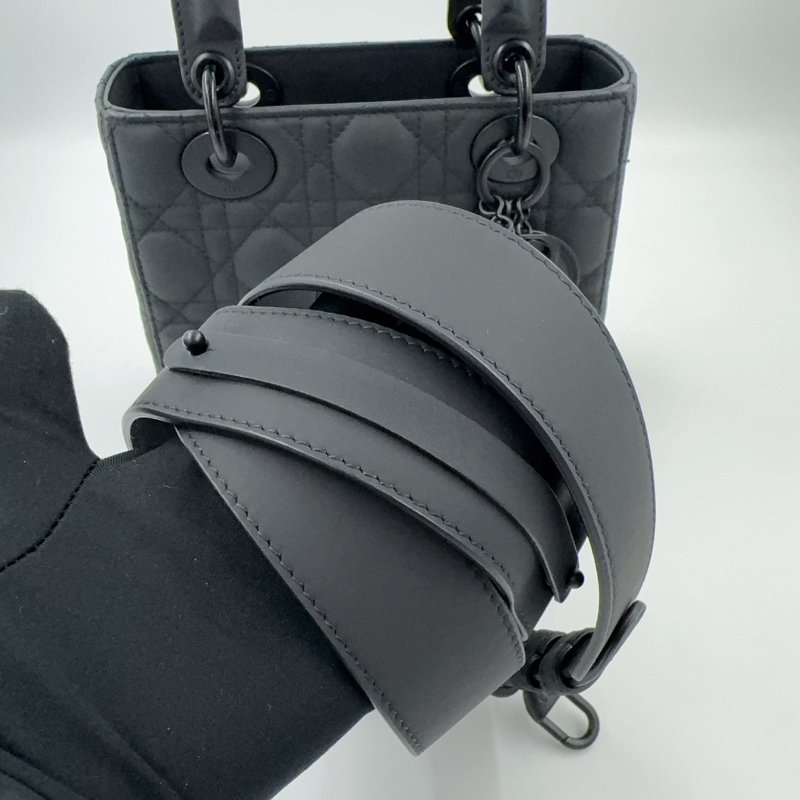 DIOR黑色啞光LADY DIOR小號五格黛妃包(與專櫃有巨大價差!)-9