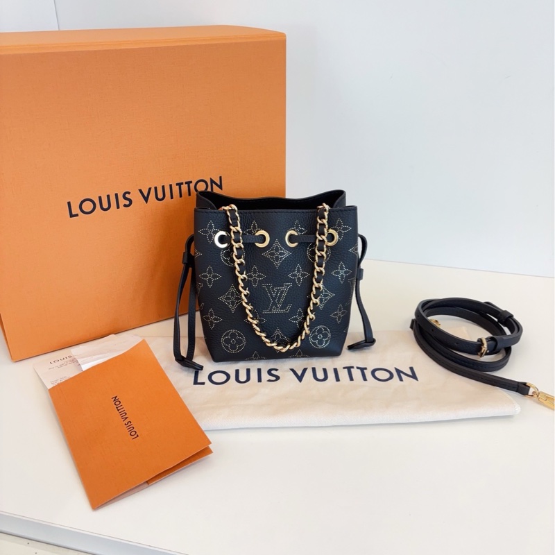 【閒置全套🆕】LV Bella Pico黑金月光女神 迷你抽繩水桶包手提包 斜挎包 單肩包-1