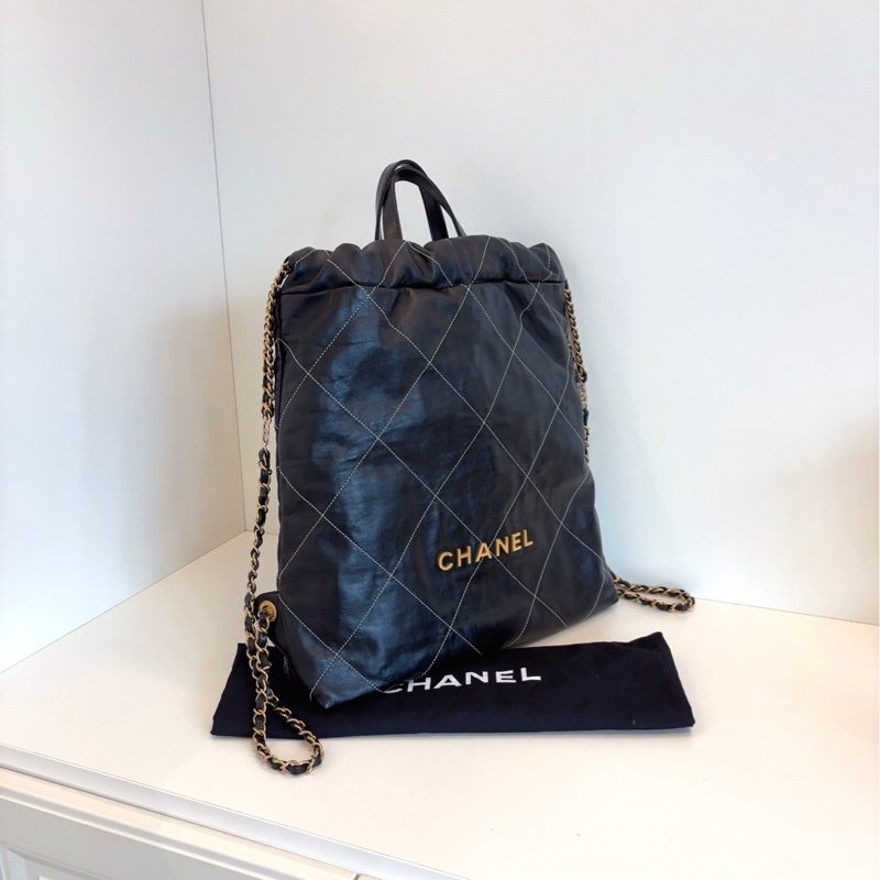 ✨Chanel 22bag 黑金白線外縫後背包 99新 專櫃20🆙-4