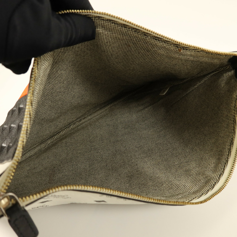 MCM 塗層帆布Pouch手拿包-5