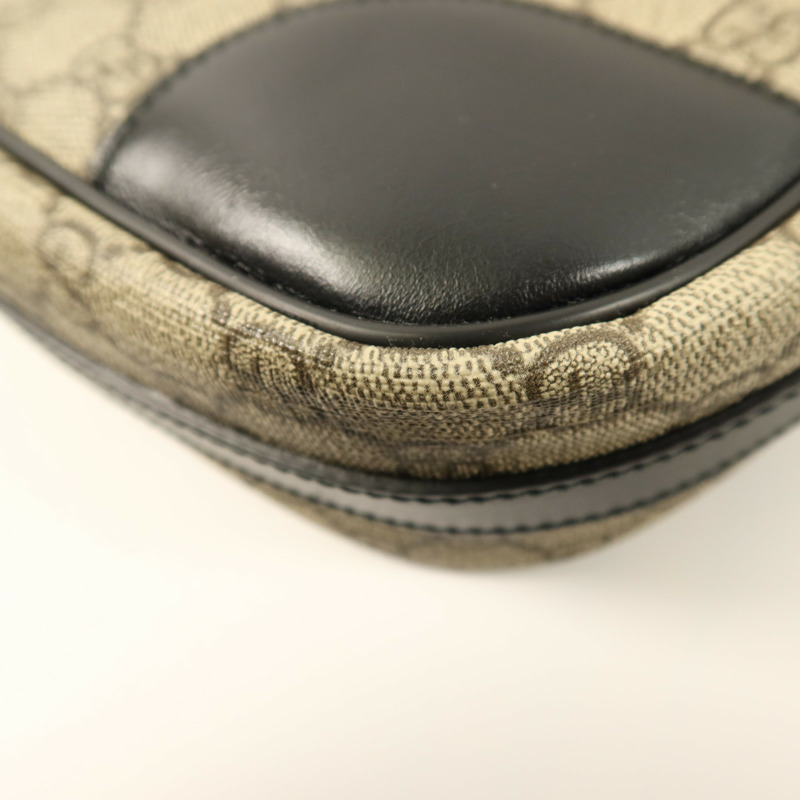 GUCCI 塗層帆布Messenger Bag銀扣肩背袋-11