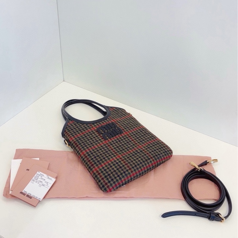 【閒置品🆕】MiuMiu 24日本限定千鳥格紋毛呢mini Ivy 單肩包-5