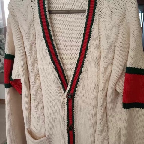 Gucci羊絨外套S碼