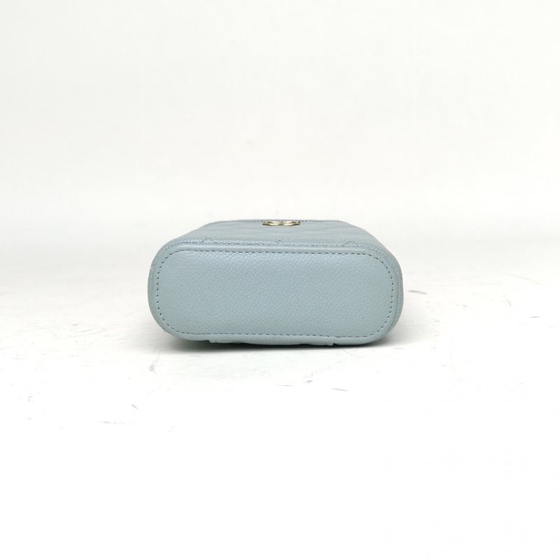 CHANEL 煙盒化妝包帶鏡子10cm淺藍色荔枝牛皮32開金扣菱格紋肩背包-3