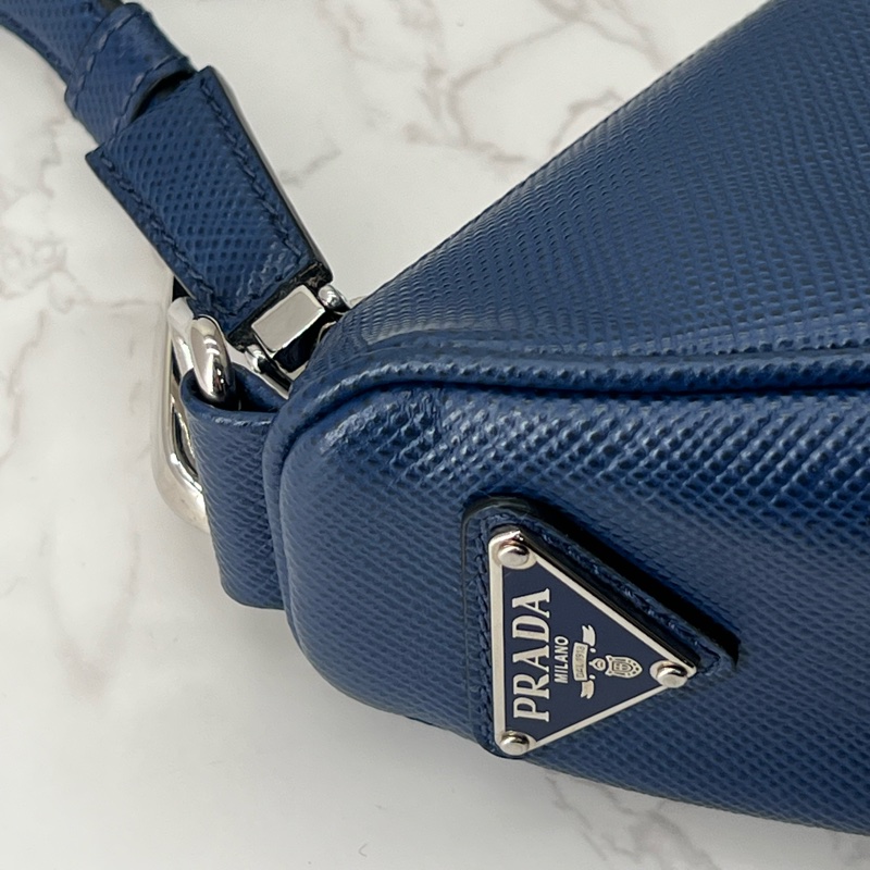 香緹國際精品 867 PRADA 💙 三角包 #藍色 #肩背 #胸包-6